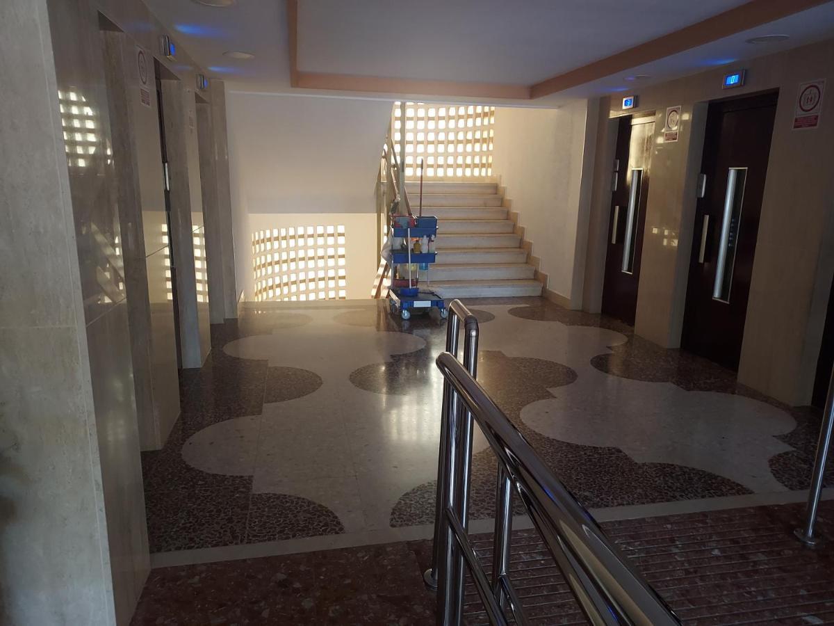 Appartamento Azul De Mar Benidorm Esterno foto